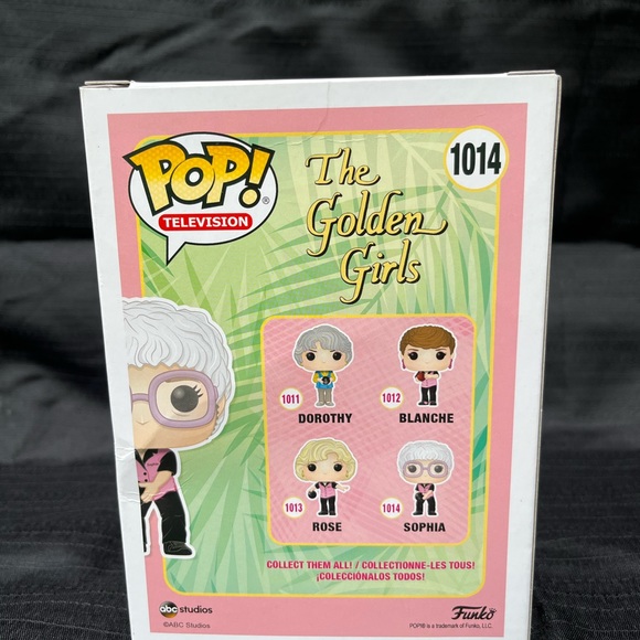 The Golden Girls Sophia Funko Pop #1014 - Picture 4 of 4